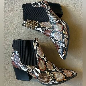 Qupid Snakeskin bootie